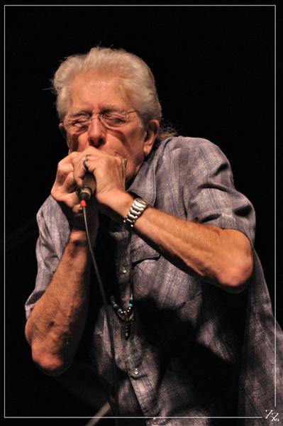 6489 John Mayall 06-10-2010 (Medium).jpg